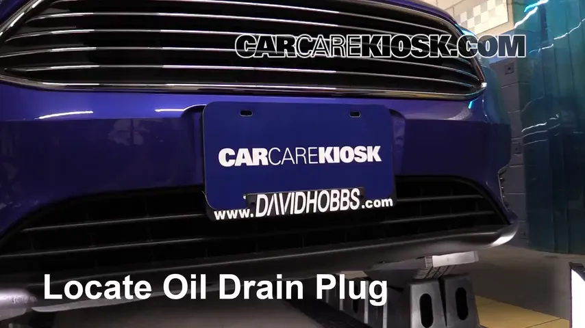 2015 Ford Focus Titanium 2.0L 4 Cyl. FlexFuel Sedan Aceite Cambiar aceite y filtro de aceite